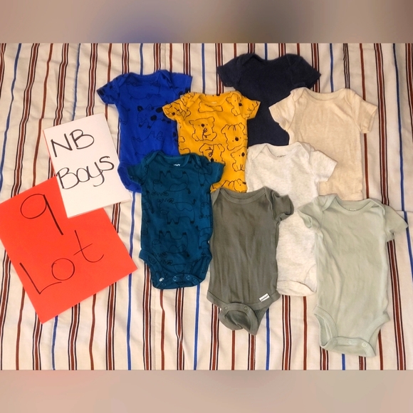 BOYS NB Lot 9 / Matching onsies / Variety - Picture 1 of 1